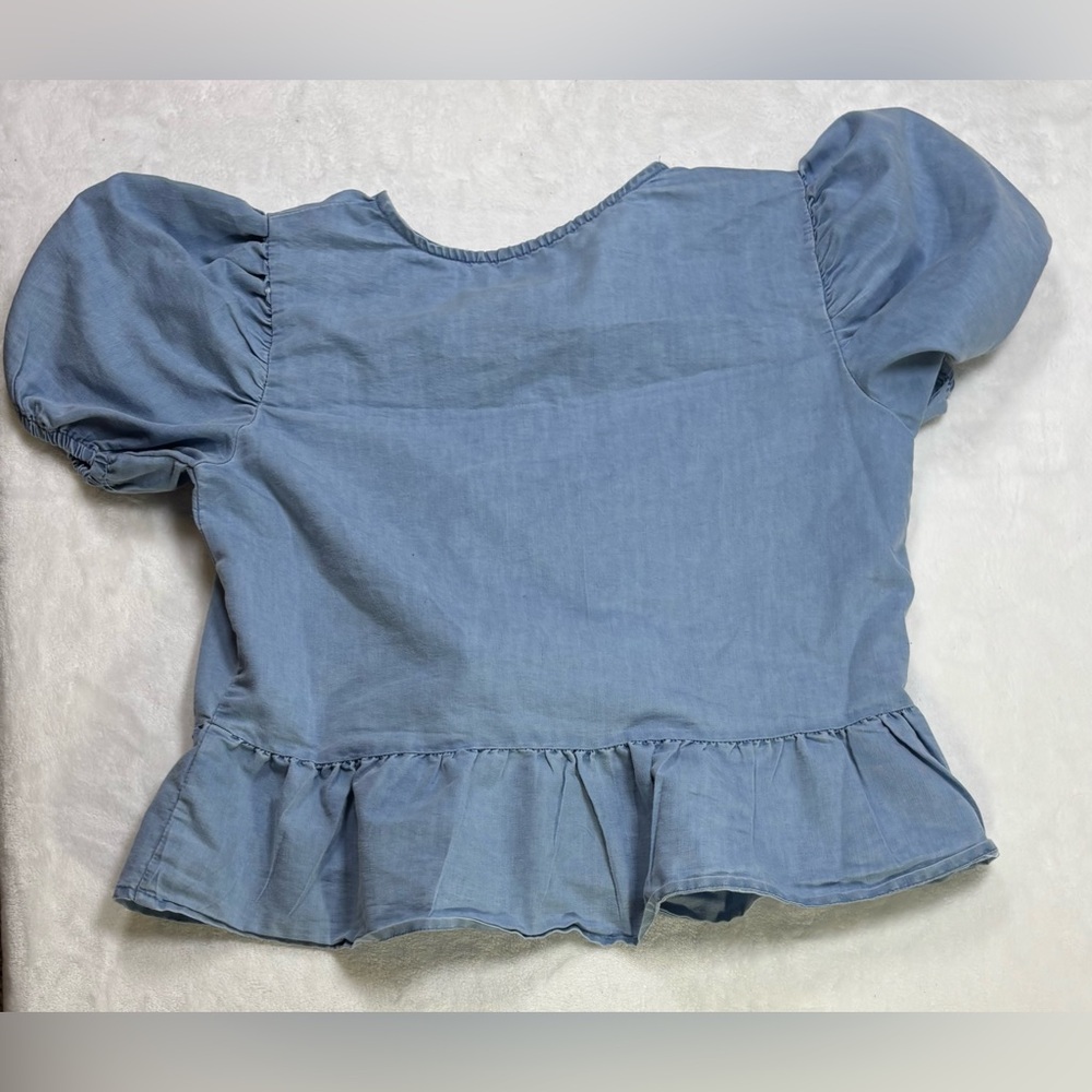 Sim & Sam women’s size M blouse with puff sleeves,front tie bows, and peplum hem - Picture 7 of 7